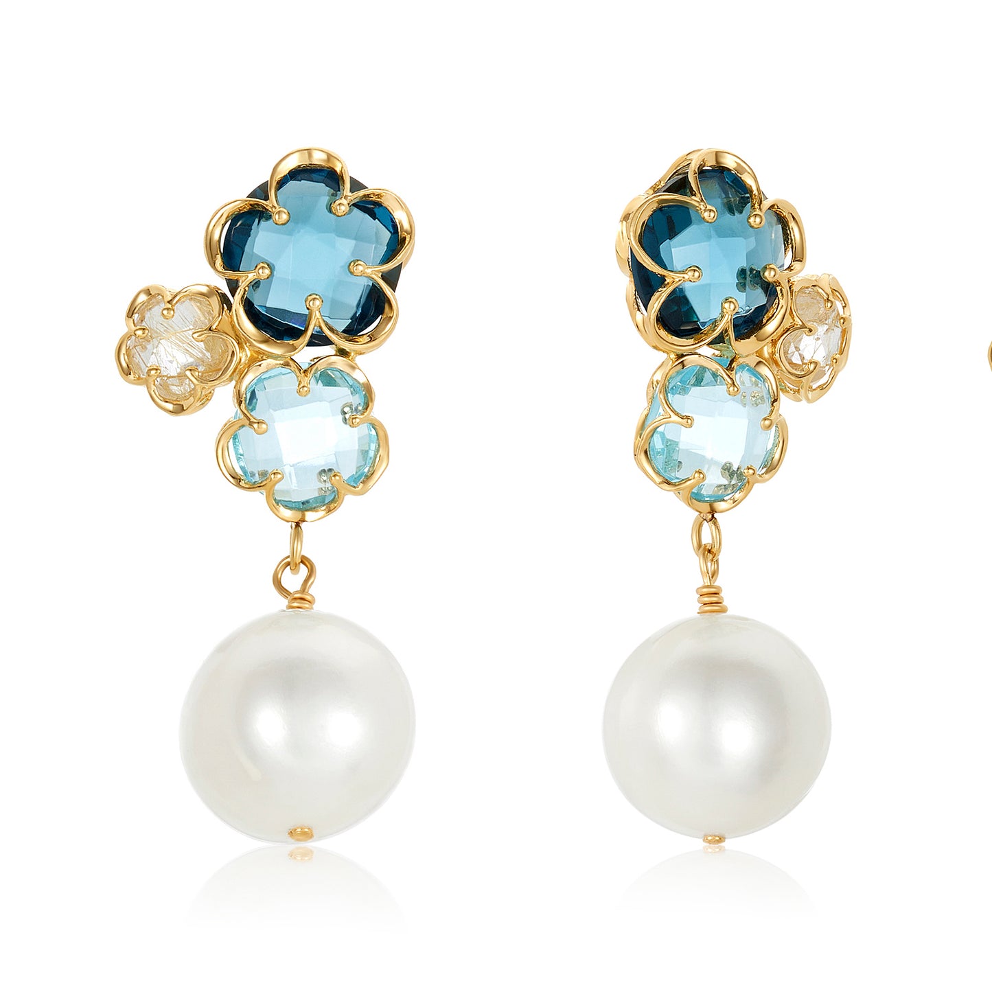 Daisy Triple Pearl Earrings