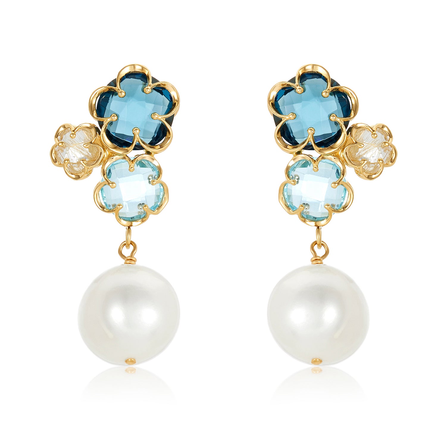 Daisy Triple Pearl Earrings