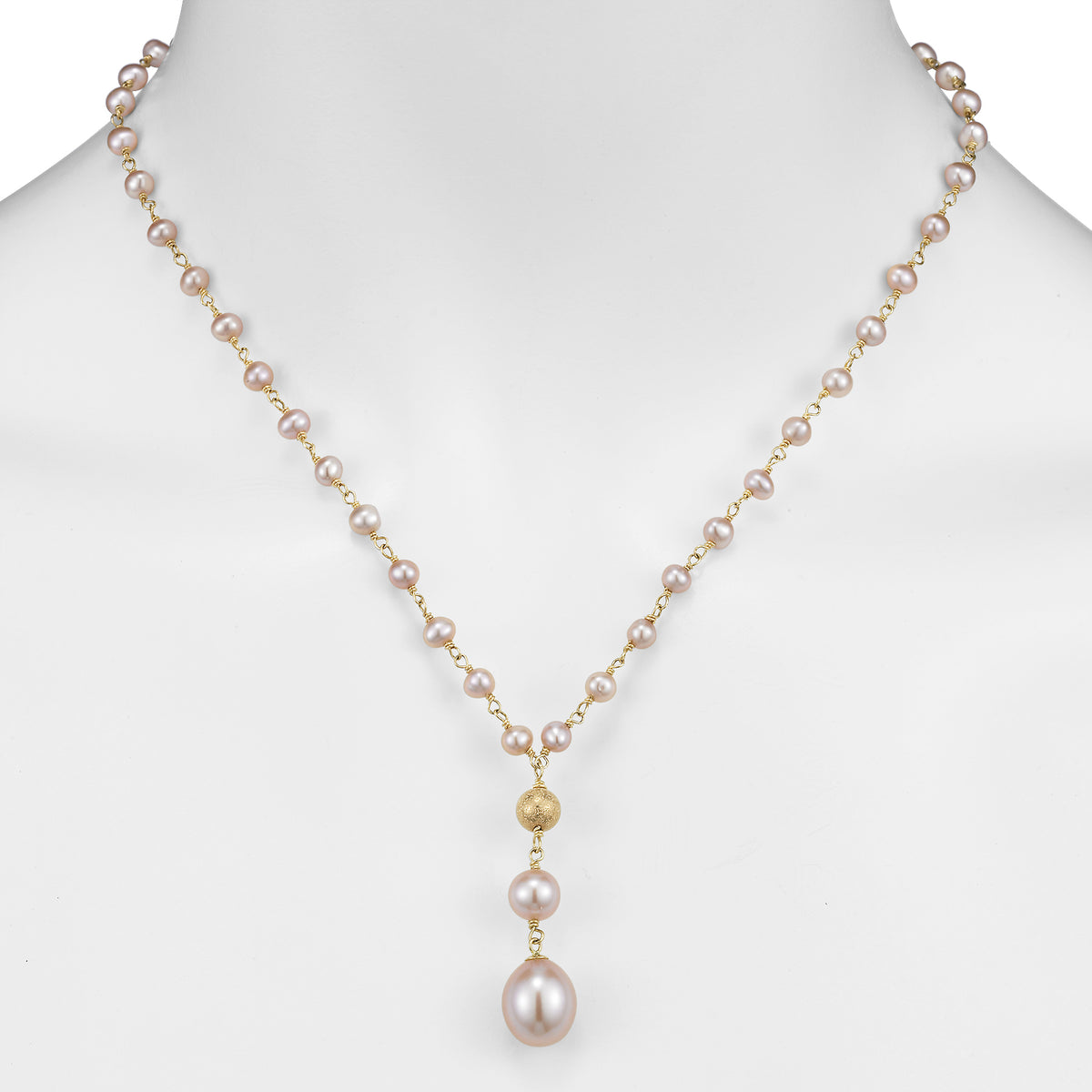 Dobi pearl necklace