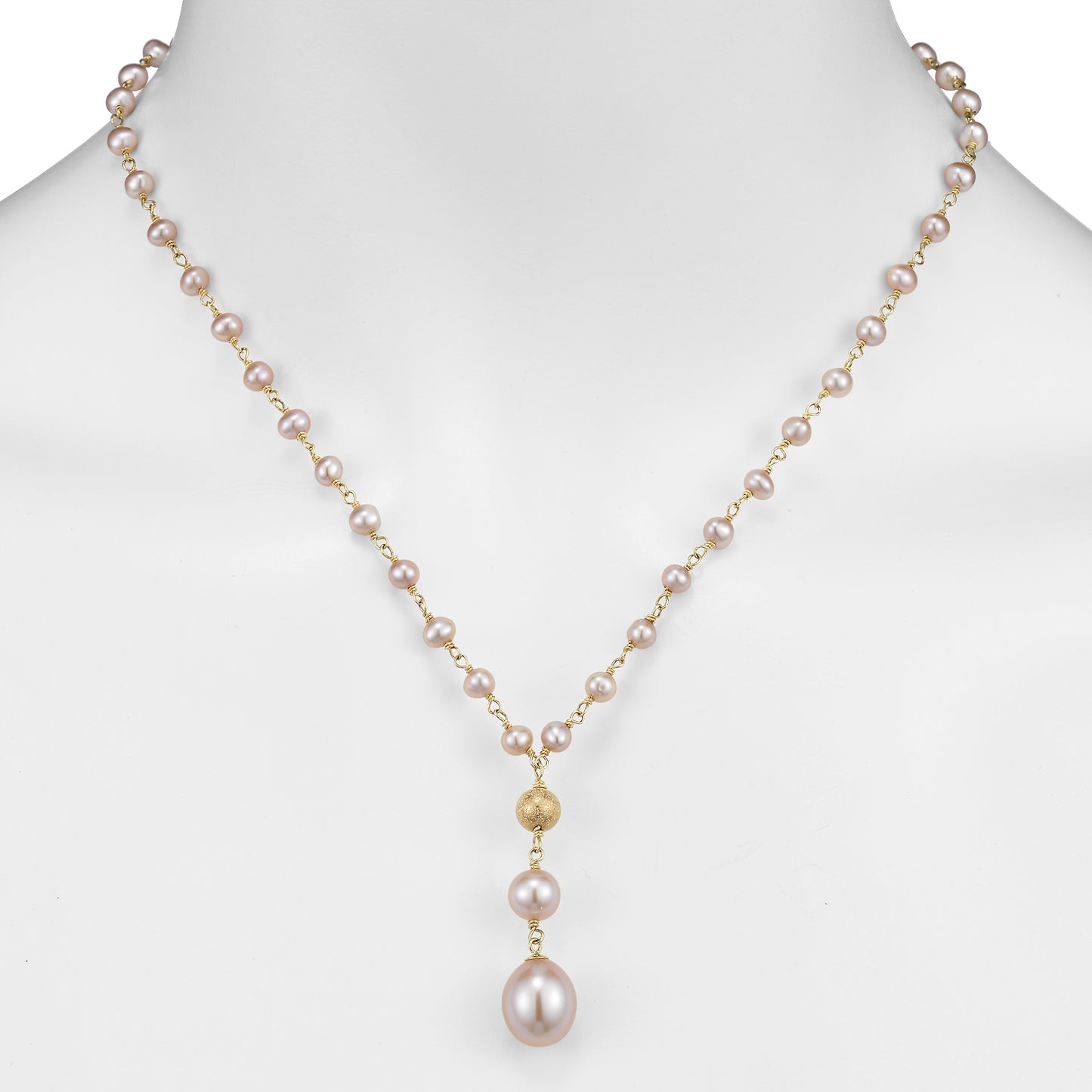 Dobi pearl necklace