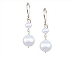 Load image into Gallery viewer, Two Tier Pearl Earring
