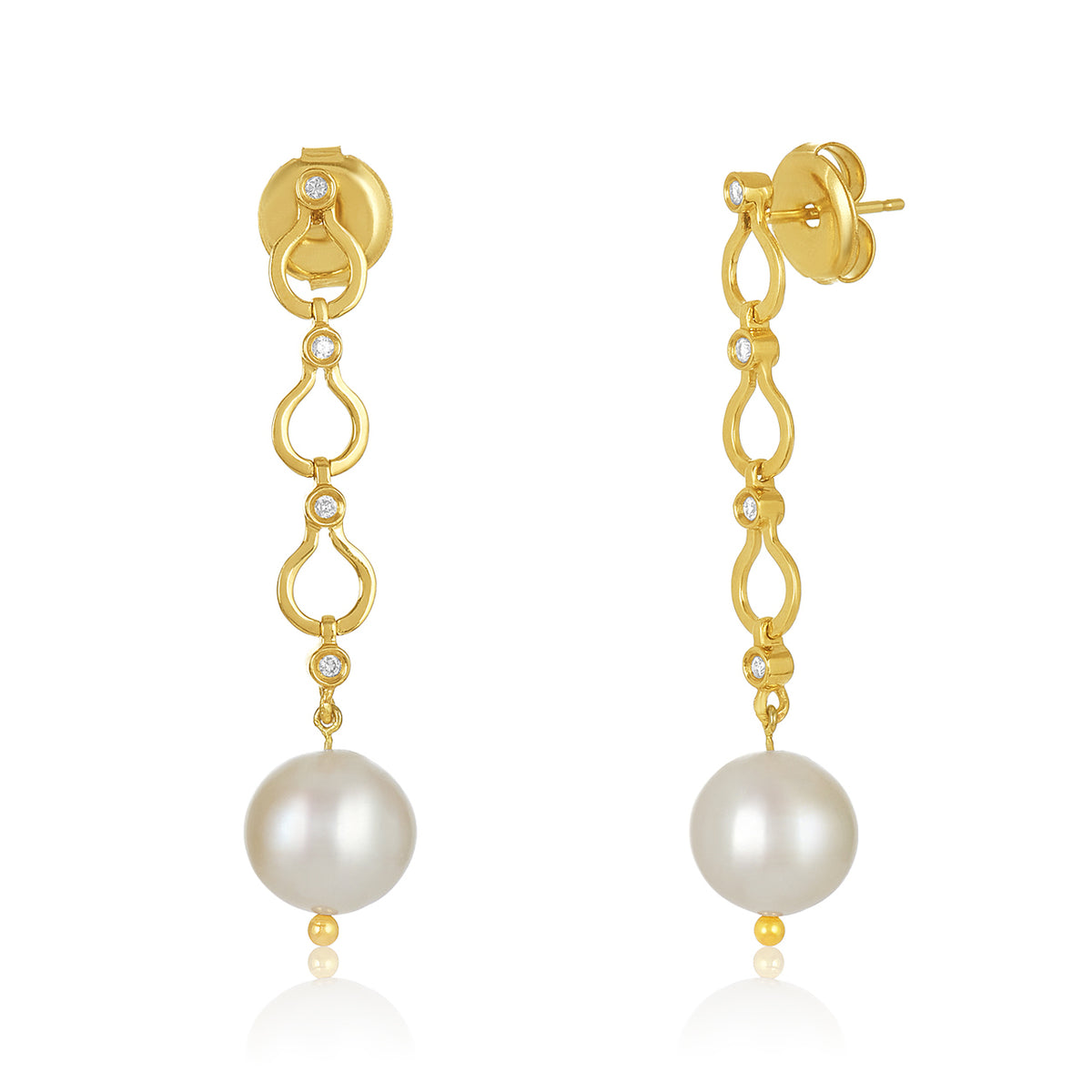 18kt nehita link diamond earring