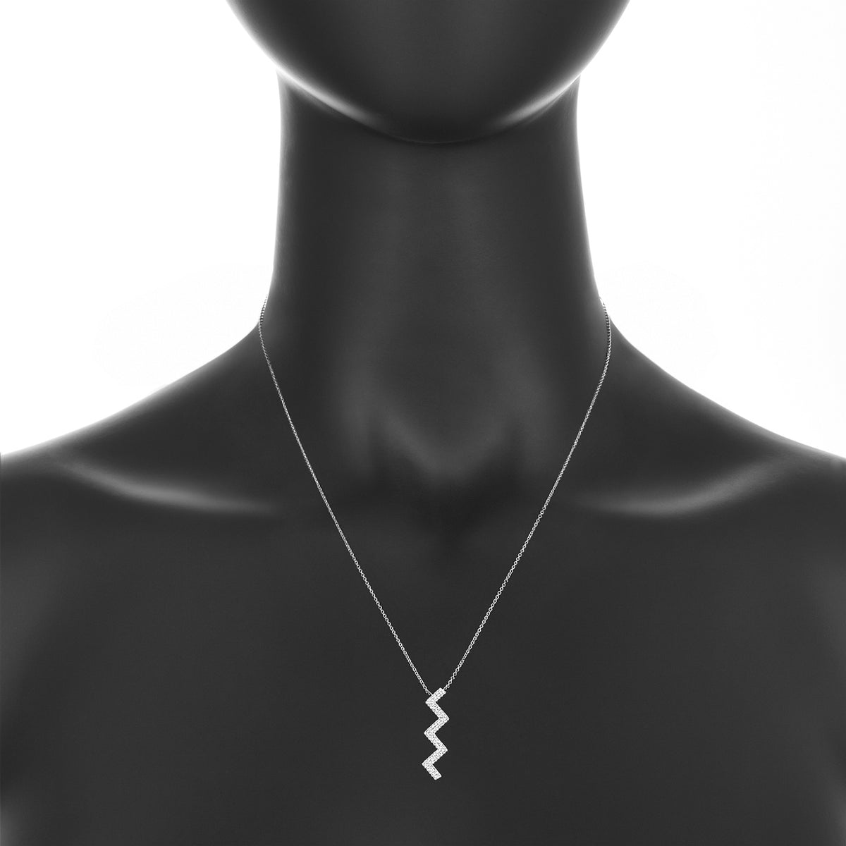 White gold zig zag diamond pendant